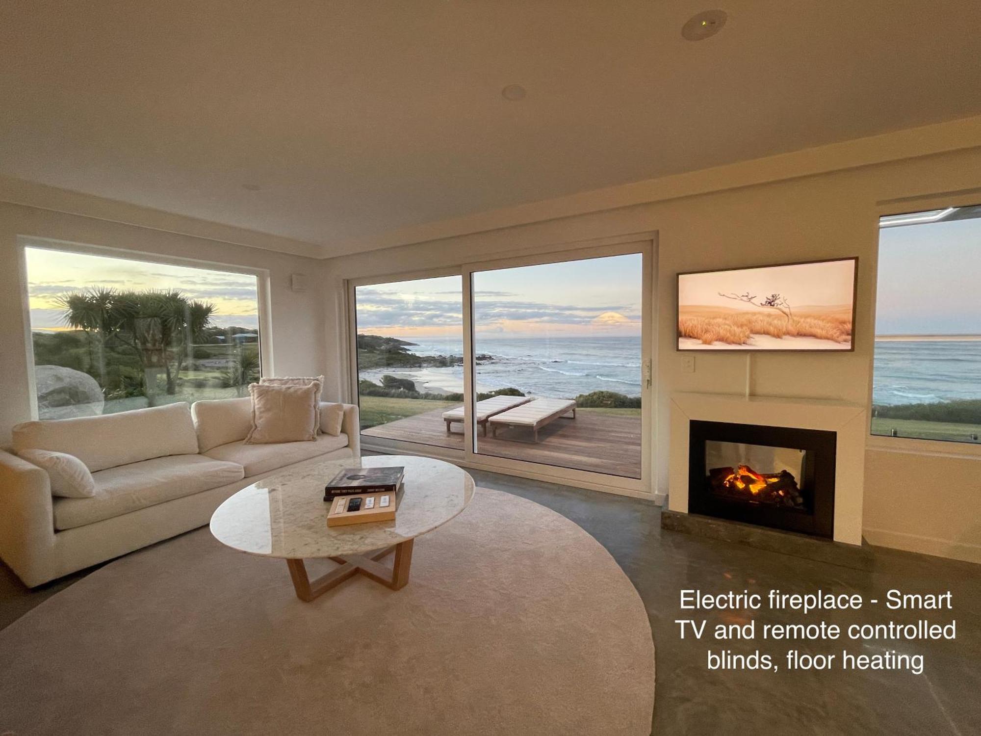 Saltwater - Absolute Oceanfront, Fire Pits, Some Villas With Hot Tubs And Sauna Falmouth ภายนอก รูปภาพ