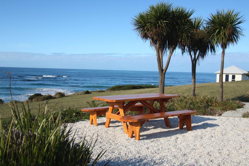 Saltwater - Absolute Oceanfront, Fire Pits, Some Villas With Hot Tubs And Sauna Falmouth ภายนอก รูปภาพ
