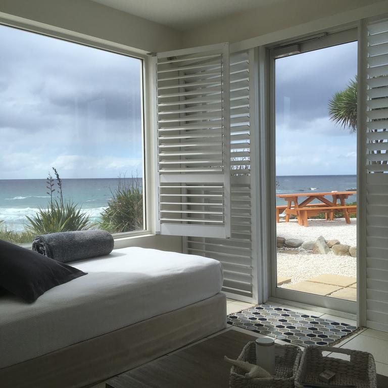Saltwater - Absolute Oceanfront, Fire Pits, Some Villas With Hot Tubs And Sauna Falmouth ห้อง รูปภาพ