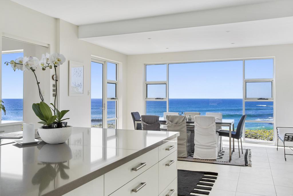 Saltwater - Absolute Oceanfront, Fire Pits, Some Villas With Hot Tubs And Sauna Falmouth ห้อง รูปภาพ